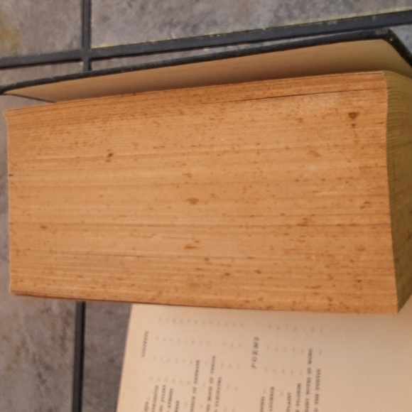 The Complete Works of William Shakespeare. 1099 pages Romanian edition - Picture 10 of 11